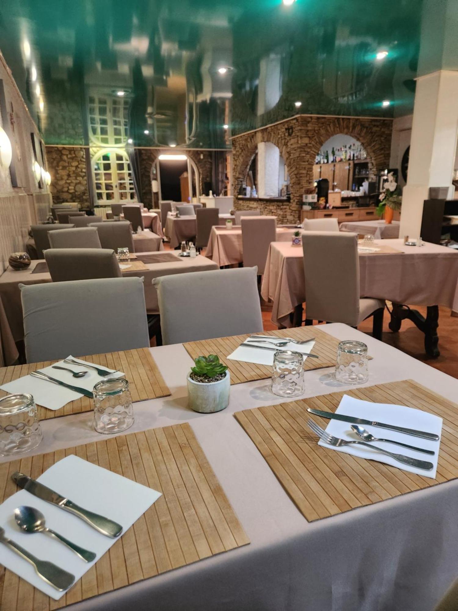 Logis Hotel Restaurant Les Charmettes Argeles-sur-Mer Ngoại thất bức ảnh