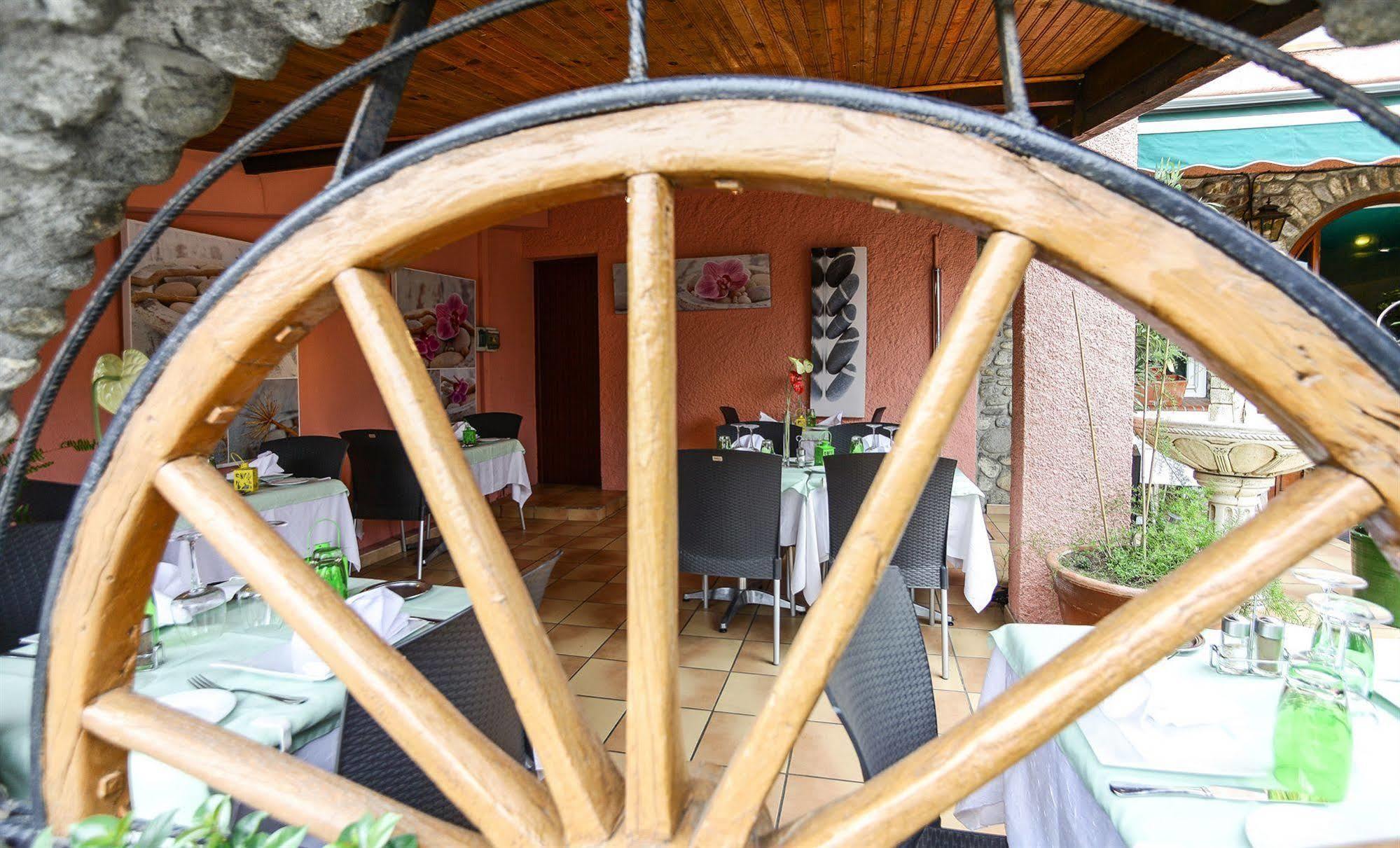 Logis Hotel Restaurant Les Charmettes Argeles-sur-Mer Ngoại thất bức ảnh