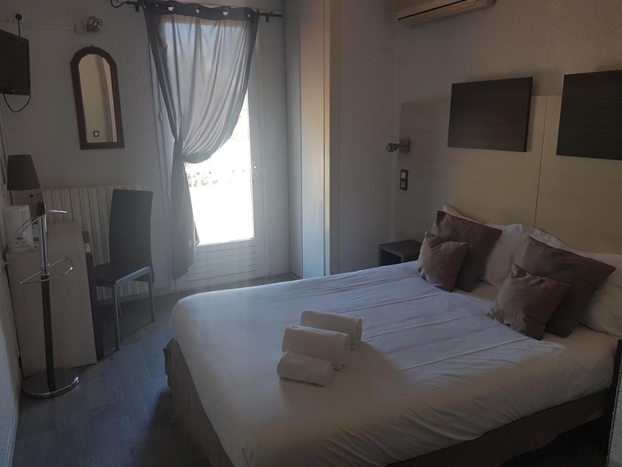 Logis Hotel Restaurant Les Charmettes Argeles-sur-Mer Ngoại thất bức ảnh