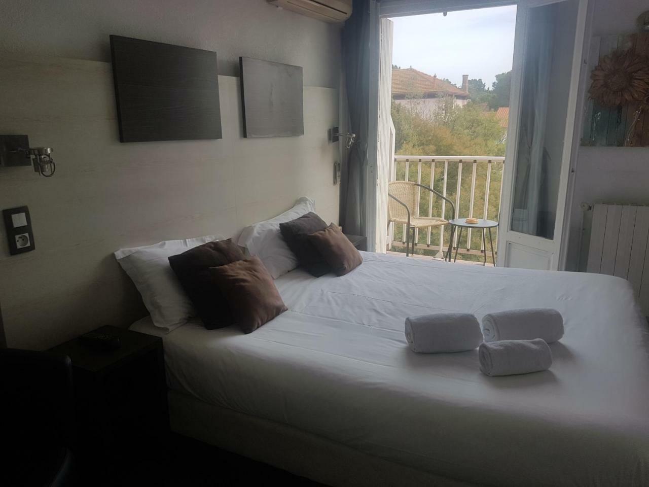 Logis Hotel Restaurant Les Charmettes Argeles-sur-Mer Ngoại thất bức ảnh